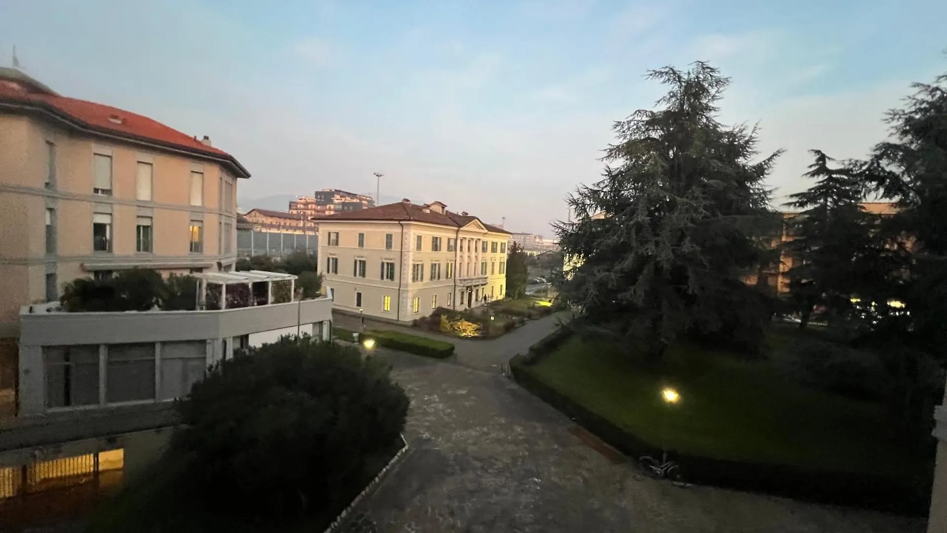 Lejlighed Elegante Appartamento In Parco Brescia